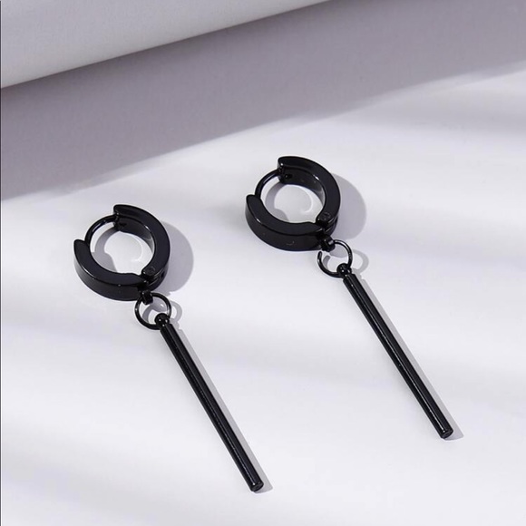 ⚠️2 for 10⚠️ Black Rod/Hoop Earring - Picture 1 of 3